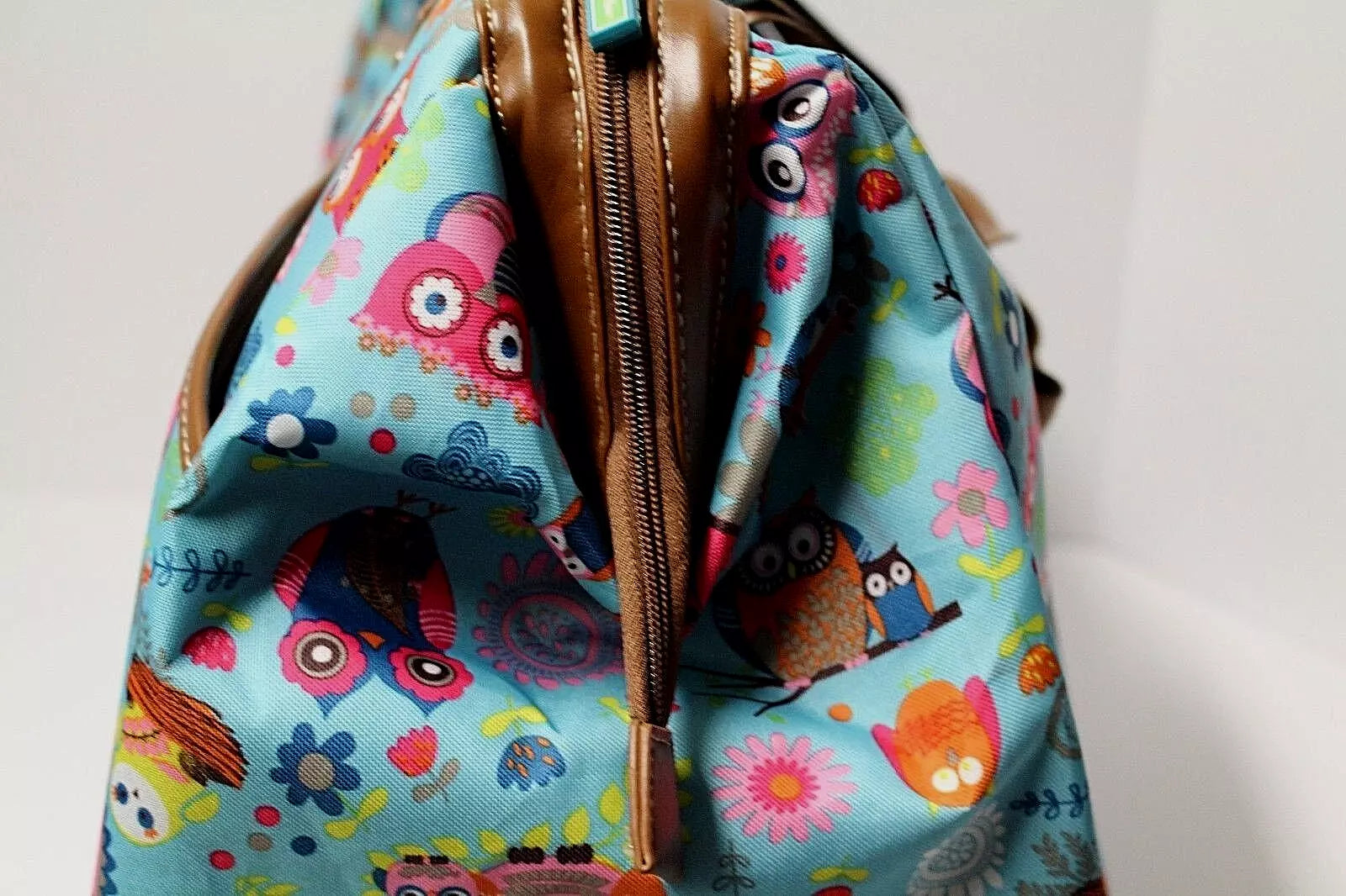 20" Under Seat Wheeled Frame Duffel Bag | Lily Bloom