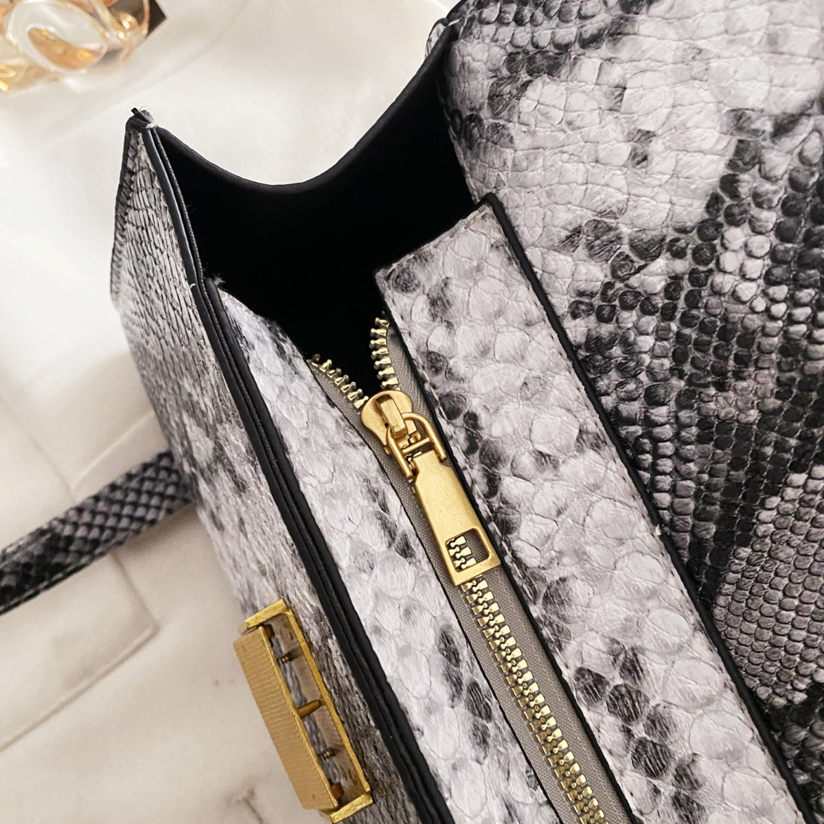 Vegan Leather Snakeskin Print Crossbody Bag