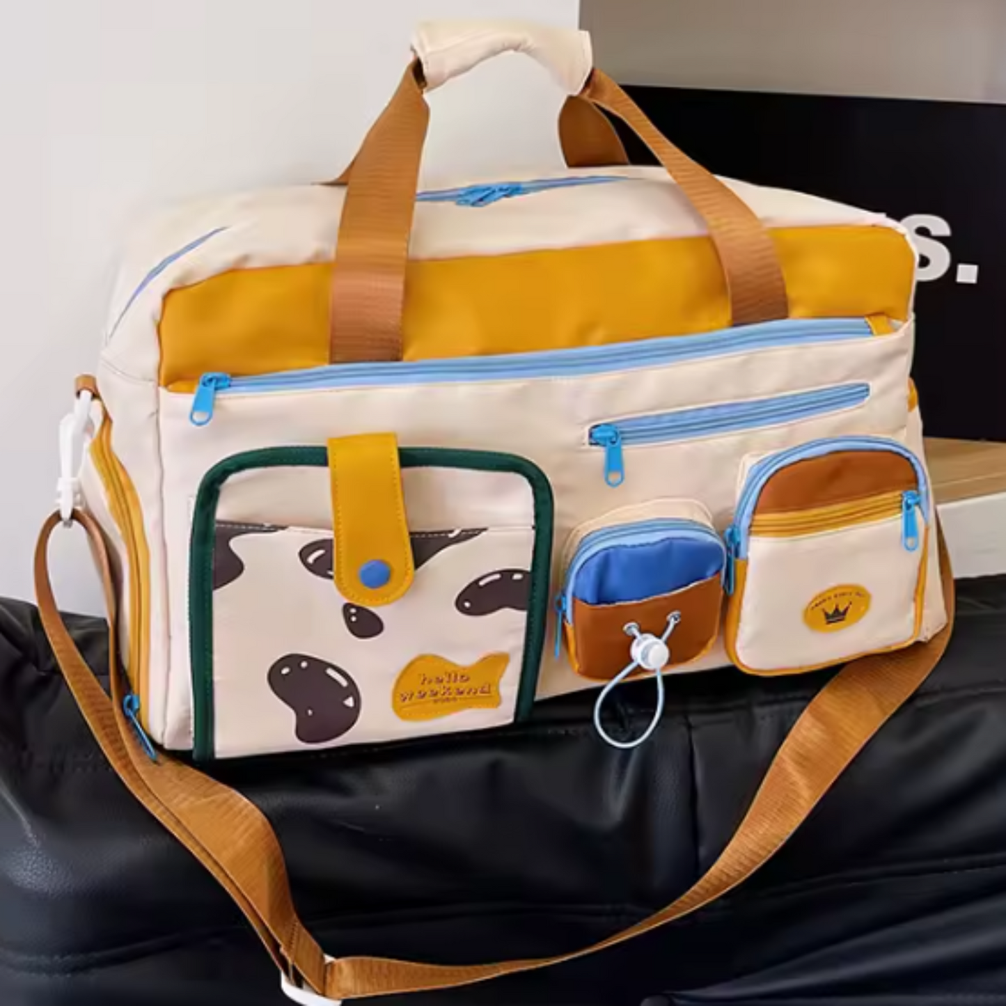 Lightweight Color Block Multi-Pockets Travel Bag