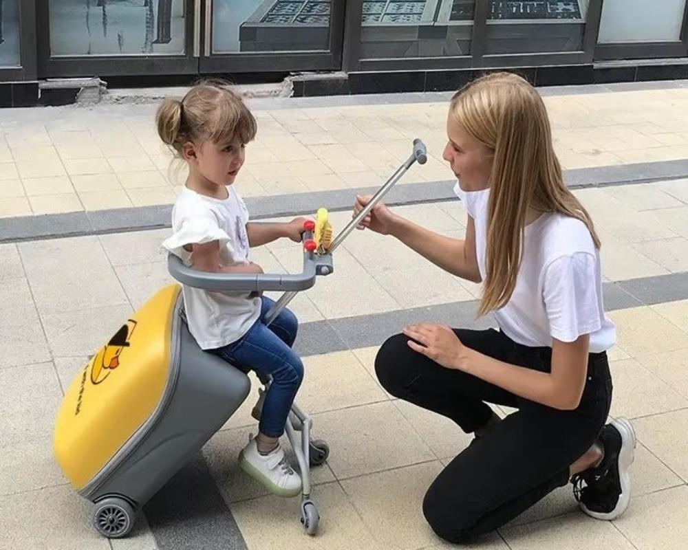 Family Travel Trolley: Smart & Portable Luggage - Lily Bloom