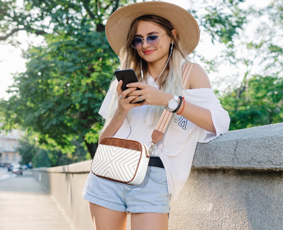 Trendy Vegan Leather Small Crossbody Purse Shoulder Handbag with