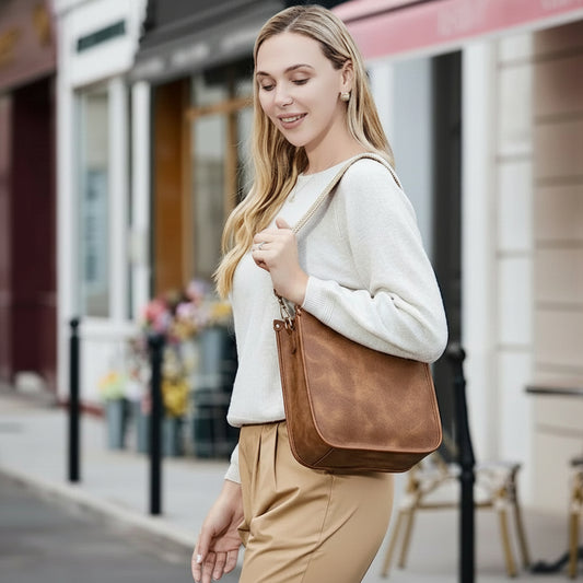 Versatile Elegance: Vegan Leather Crossbody with Adjustable Strap - Lily Bloom